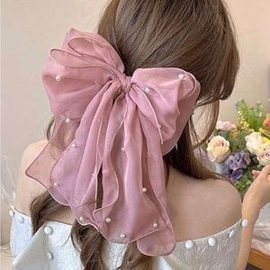 Pink Pearl Oversized Pearl Hair Clip